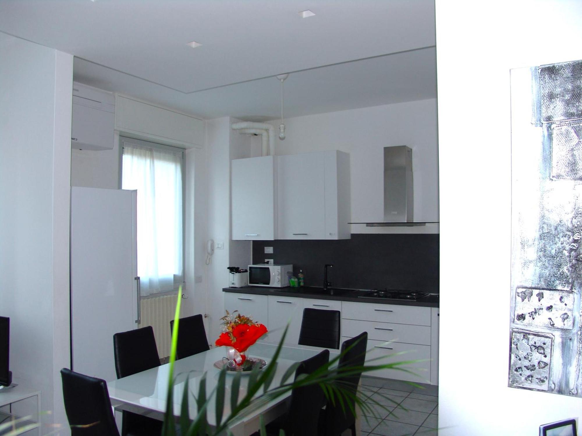 Modern Apartment Luci & Stelle Near Lake Como Nibionno Bagian luar foto